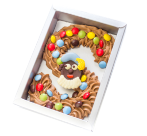 Smartieletter, gespoten roomchocoladeletter